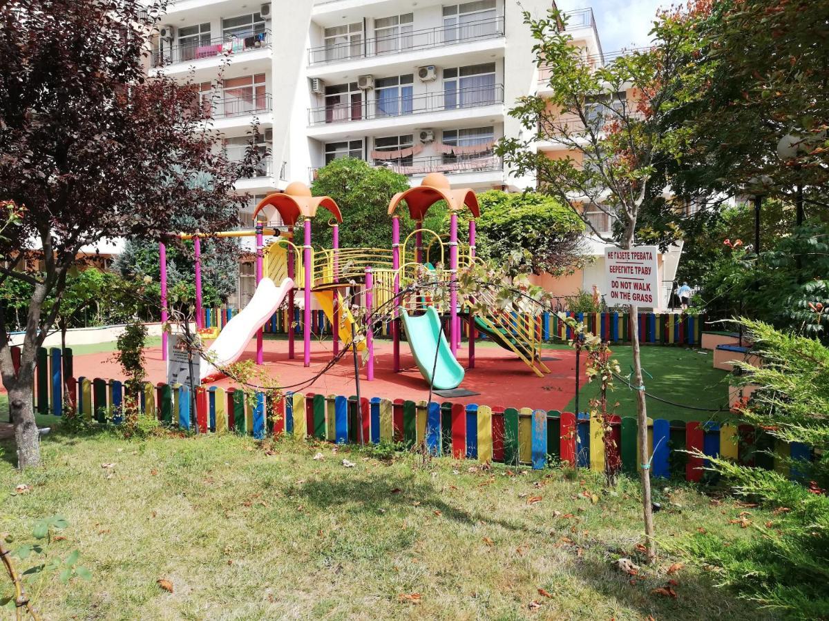 Apartment Daisy Grand Kamelia Słoneczny Brzeg Zewnętrze zdjęcie