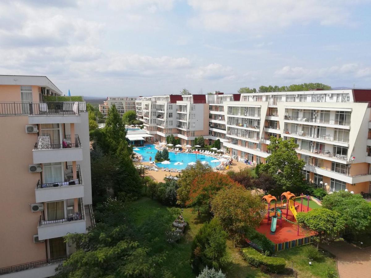Apartment Daisy Grand Kamelia Słoneczny Brzeg Zewnętrze zdjęcie