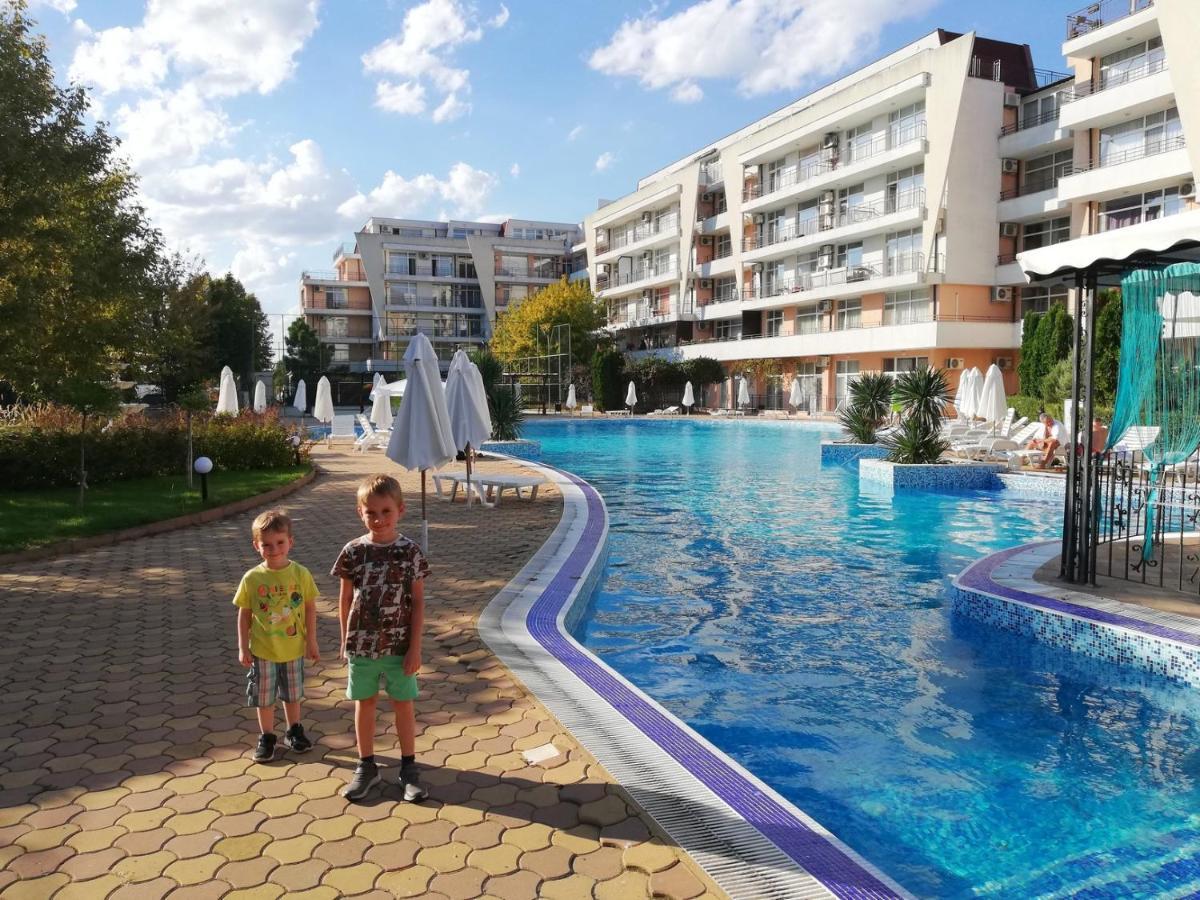 Apartment Daisy Grand Kamelia Słoneczny Brzeg Zewnętrze zdjęcie